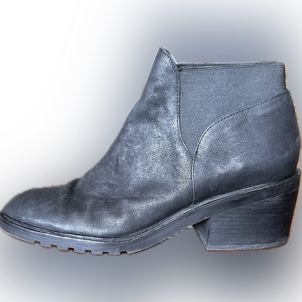 Eileen Fisher Booties - 9
